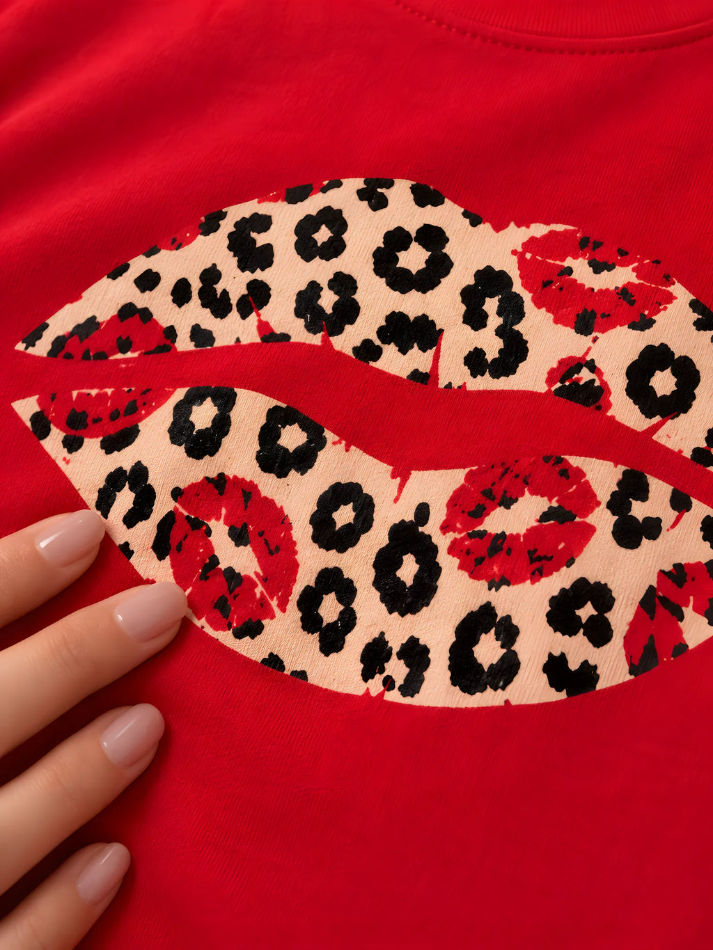 Labios Leopardo Rojo